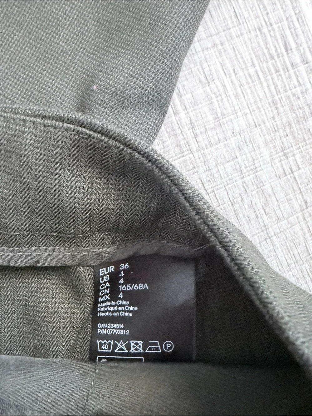 H&M tailored chino